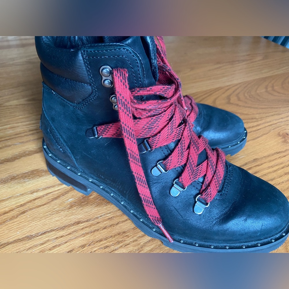 EUC LIKE NEW SOREL Ainsley CONQUEST Leather Hikers - Picture 6 of 10